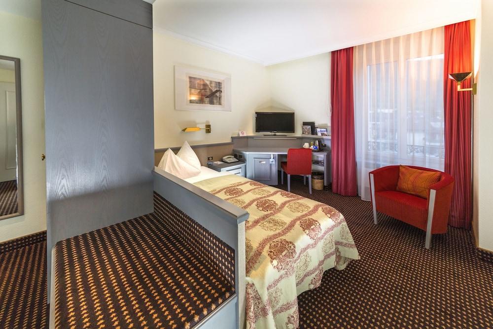Seehotel Waldstaetterhof Swiss Quality Brunnen Exterior foto